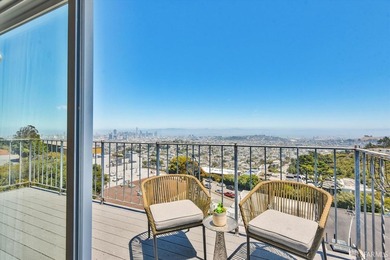 Outstanding 3-unit view building. Top unit penthouse features - photo 9