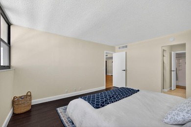 Welcome to 336 Golfview Road, Unit 905, a highly desirable - photo 20