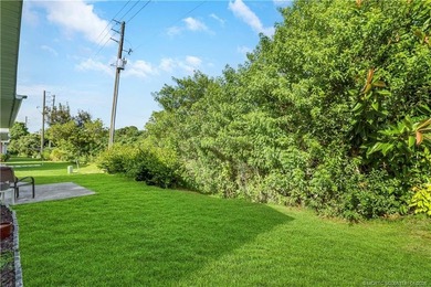 Welcome to this charming, well maintained 2-bedroom, 2-bath home - photo 34