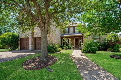 (private lake, pond, coastal) Home For Sale in Colleyville Texas