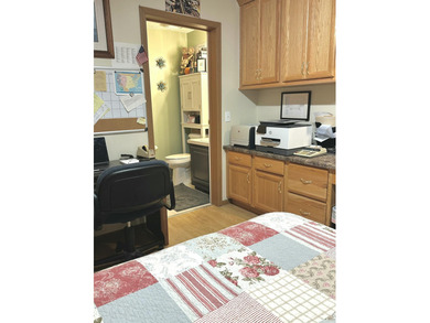 Beautifully maintained and full of charm, this 2-bedroom, 2-bath - photo 9