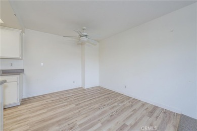 Welcome to this delightful 2-bedroom, 2-bathroom home, gated and - photo 11