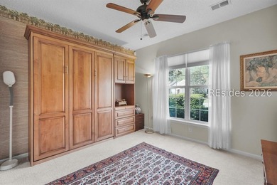 Beautifully maintained villa with serene golf course views