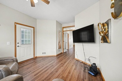 Tasteful and sharp one-level end-unit in the heart of Apple - photo 14