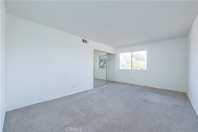 Welcome to this delightful 2-bedroom, 2-bathroom home, gated and - photo 15