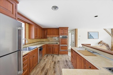 Incredible investment opportunity. Mixed use/flex space - photo 16