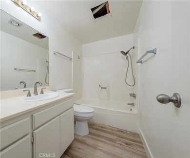 Welcome to this delightful 2-bedroom, 2-bathroom home, gated and - photo 17