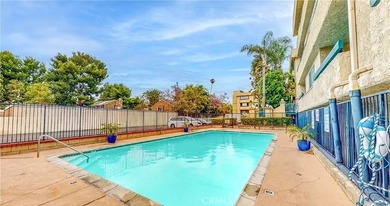 Welcome to this delightful 2-bedroom, 2-bathroom home, gated and - photo 29