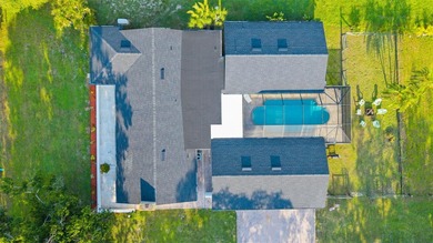 Impeccable 10-Acre *High-and-Dry* Estate: A Masterpiece of - photo 54
