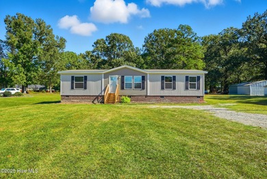 Little River - Perquimans County Home Active Under Contract in Elizabeth City North Carolina