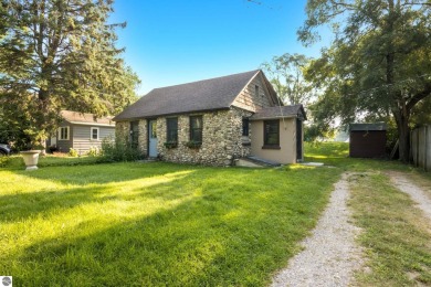 Lake Condo For Sale in Lake Leelanau, Michigan