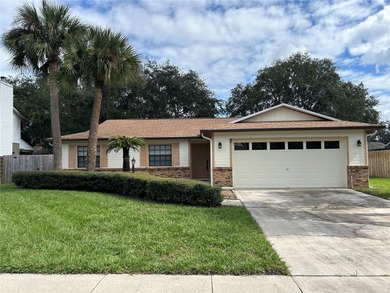 Lake Runnymede  Home Sale Pending in ST Cloud Florida