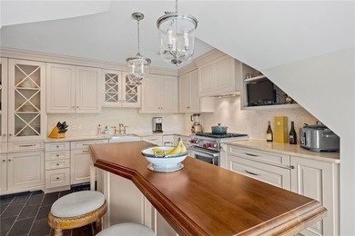 This exceptional waterfront condo on Newport Harbor, located - photo 29