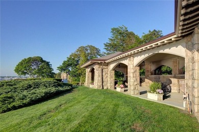This exceptional waterfront condo on Newport Harbor, located - photo 49