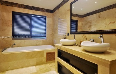 Luxury villa in front of the Punta Espada golf course in Cap - photo 10