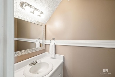 LOCATION, LOCATION, LOCATION! Gulf View #10 is a 2bed/1.5 bath - photo 12