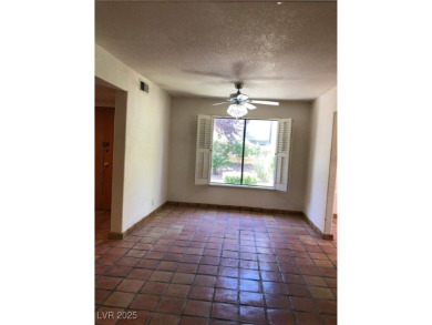 ?? HUGE PRICE REDUCTION! Charming 3-Bed Townhome in Gated