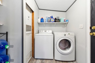 Spacious Living in Avalon Park! ?? This clean, move-in-ready - photo 15