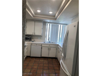 ?? HUGE PRICE REDUCTION! Charming 3-Bed Townhome in Gated