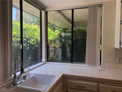 ?? HUGE PRICE REDUCTION! Charming 3-Bed Townhome in Gated