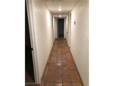 ?? HUGE PRICE REDUCTION! Charming 3-Bed Townhome in Gated