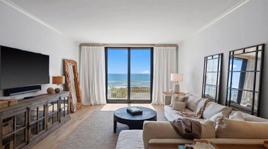 Oceanfront in the heart of Palm Beach, this beautifully - photo 1