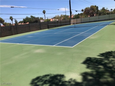 ?? HUGE PRICE REDUCTION! Charming 3-Bed Townhome in Gated