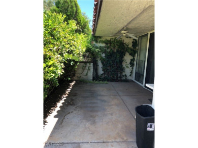 ?? HUGE PRICE REDUCTION! Charming 3-Bed Townhome in Gated