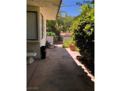 ?? HUGE PRICE REDUCTION! Charming 3-Bed Townhome in Gated