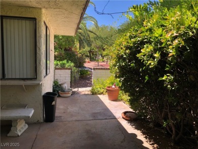 ?? HUGE PRICE REDUCTION! Charming 3-Bed Townhome in Gated