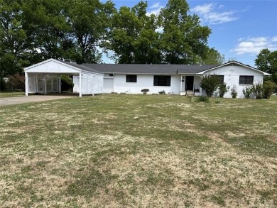 Lake Home For Sale in Wagoner, Oklahoma