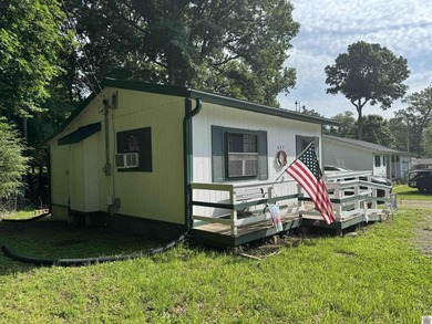 Kentucky Lake area getaway! This cozy home offers opportunity - photo 3