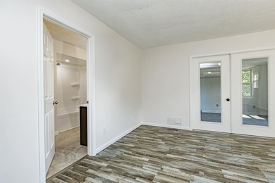 Move in ready in a great location! Sitting on 1 acre minutes to - photo 24