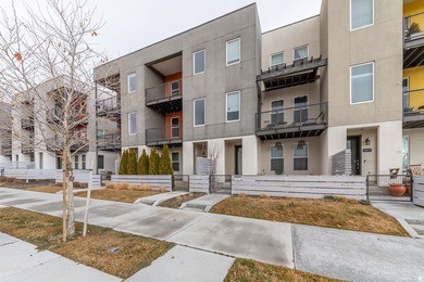 Oquirrh Lake  Townhome/Townhouse For Sale in South Jordan Utah