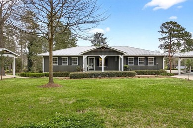 Escape to your own private lakeside retreat! This expansive - photo 3