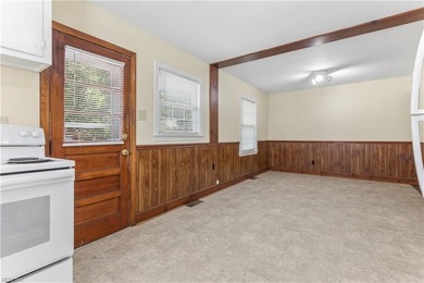 This beautifully maintained brick rancher offers 3 bedrooms/1.5 - photo 14