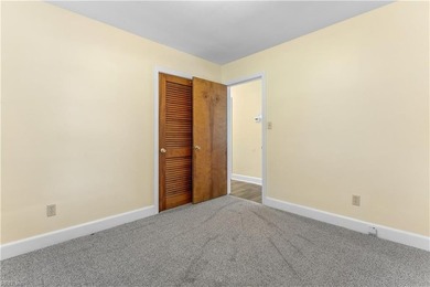 This beautifully maintained brick rancher offers 3 bedrooms/1.5 - photo 18