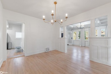 Beautiful move-in-ready property that blends timeless character - photo 19