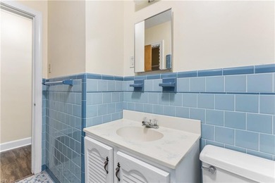 This beautifully maintained brick rancher offers 3 bedrooms/1.5 - photo 23