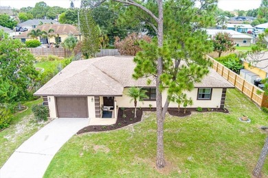 Welcome home to this beautifully maintained and thoughtfully - photo 2