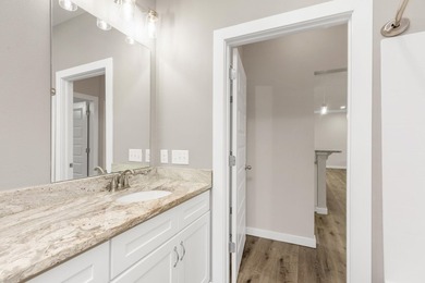 Gorgeous Craftsman Home in Lake Arthur Estates! This beautiful - photo 35
