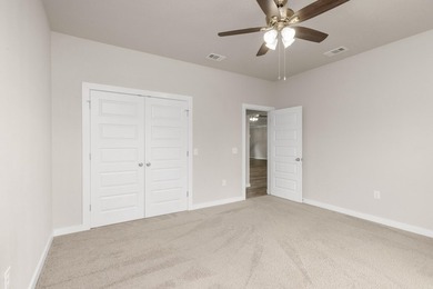 Gorgeous Craftsman Home in Lake Arthur Estates! This beautiful - photo 42