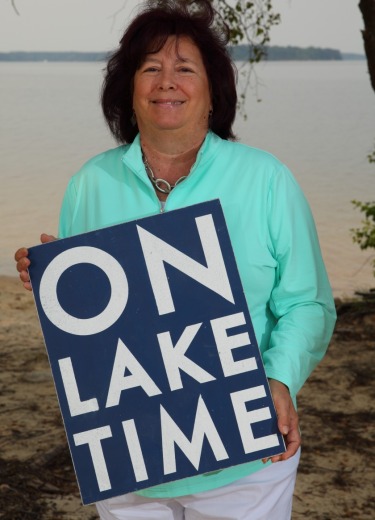 Karin Kuhn <br> Your Kerr Lake Regional Specialist with Pointe Realty Group in VA advertising on LakeHouse.com