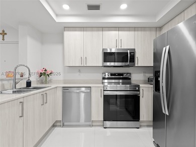 *OWNER MOTIVATED* Beautiful 1 bedroom, 1 bath condo in a modern - photo 3
