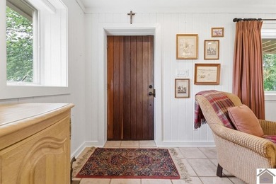 Welcome to one of the most unique properties to hit McCracken - photo 4