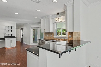OVERLOOK YOUR BACKYARD OASIS AND LIVE LIKE YOU ARE ON VACATION - photo 10
