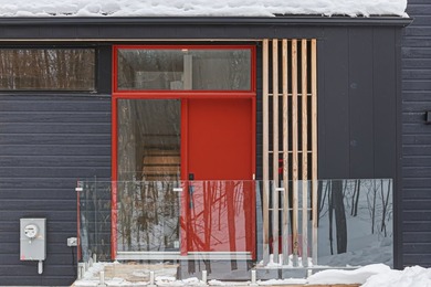 Cantons-de-l'Est, a la frontiere canado-americaine. Construction - photo 7