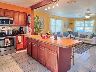 Lake Okeechobee Access - Double Lot Spacious 2-bedroom, 2-bath - photo 12