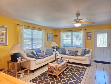 Lake Okeechobee Access - Double Lot Spacious 2-bedroom, 2-bath - photo 18