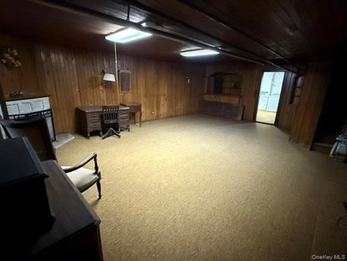 Enjoy a big, finished basement w/high ceilings. Sep. entrance - photo 25